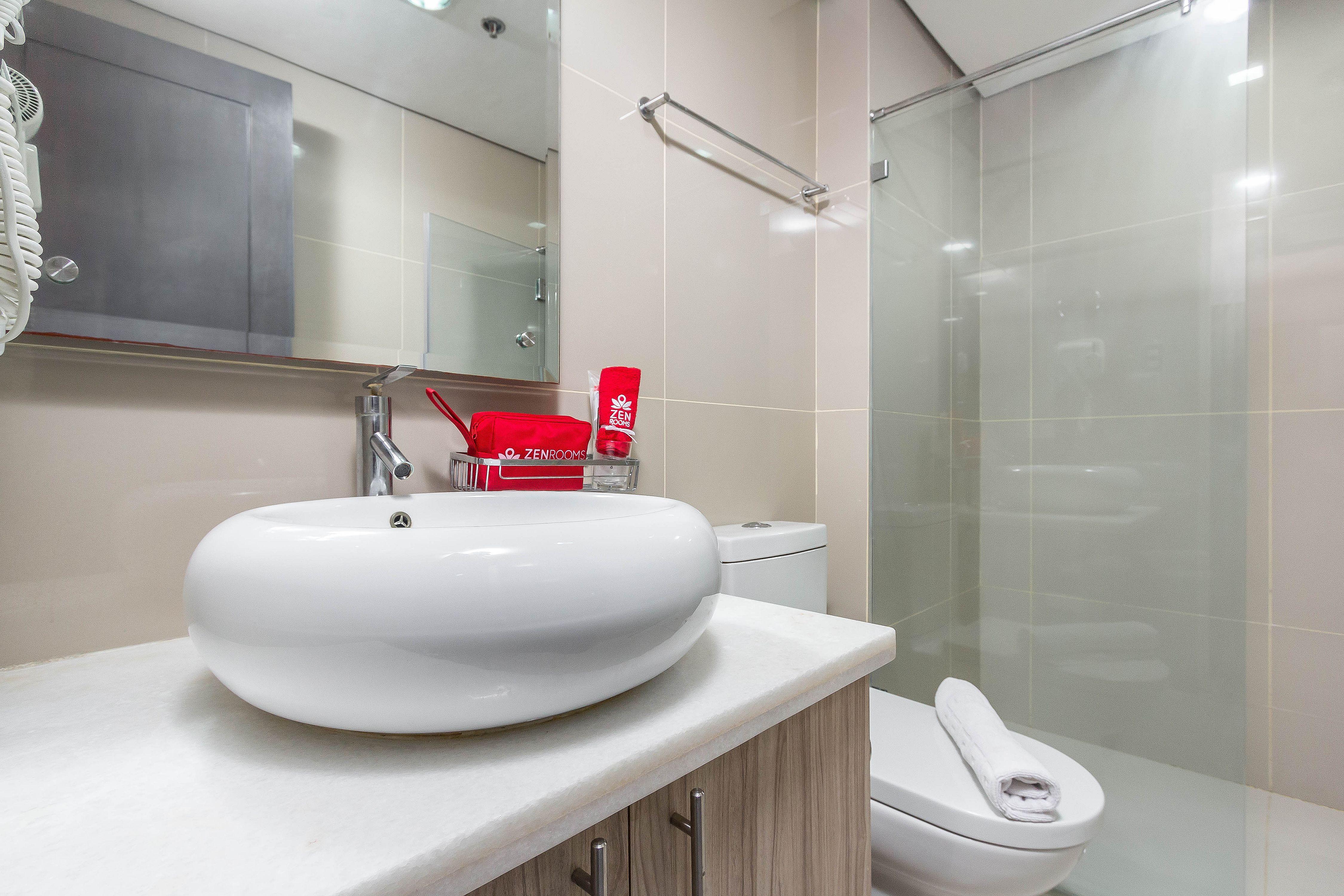 Zen Premium Banilad Hotel Cebu Buitenkant foto