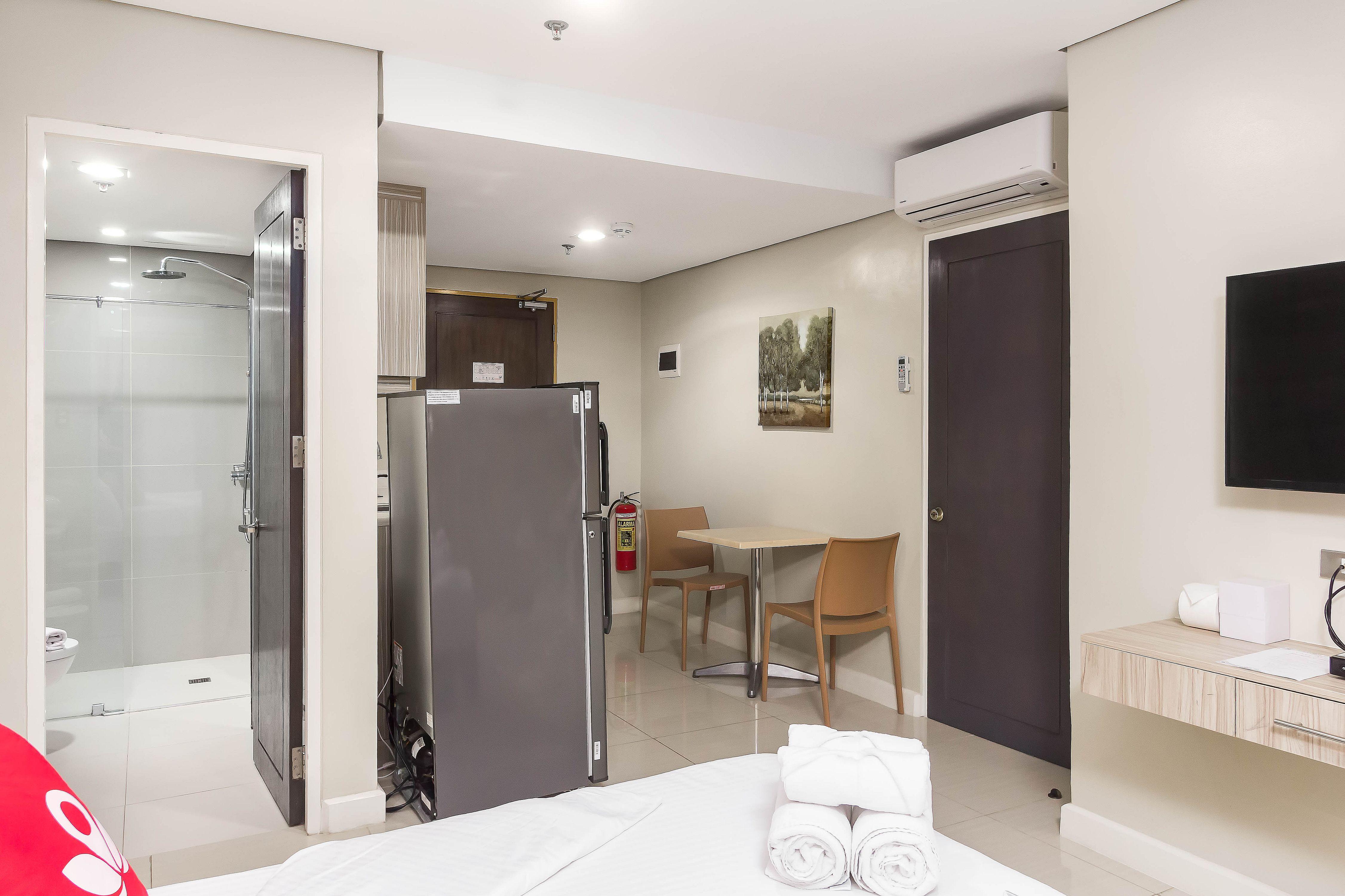 Zen Premium Banilad Hotel Cebu Buitenkant foto